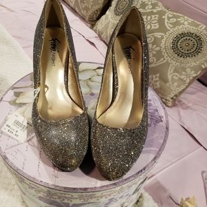 Fioni high heels size 8